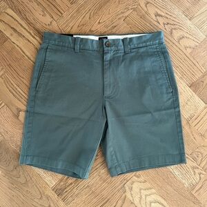 J.Crew 9” Chino Short | 31